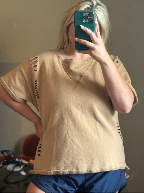 Peach Love California Tops - Peach Love Distressed Short Sleeve Top in Tan/Camel